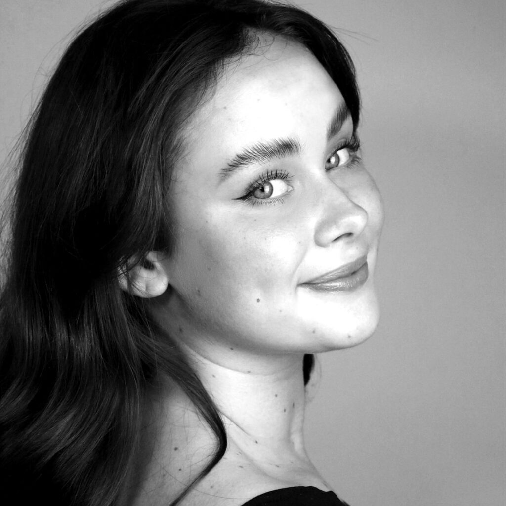 Gregory Ella_2 - Gaynor Minden